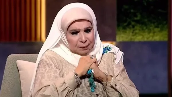 أنا اللي غسلتها.. الفنانة مديحة حمدي تروي اللحظات الأخيرة في حياة سميحة أيوب